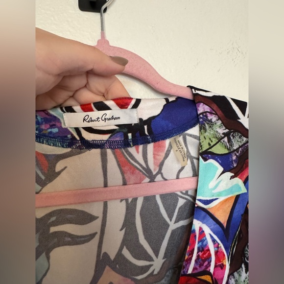 Robert Graham Anna Wrap Dress Colorful Abstract Floral Mini Size 6 Silk EUC - Picture 5 of 6